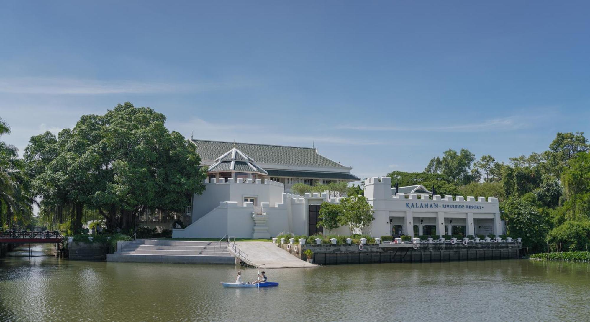 Kalanan Riverside Resort Nonthaburi Exterior foto