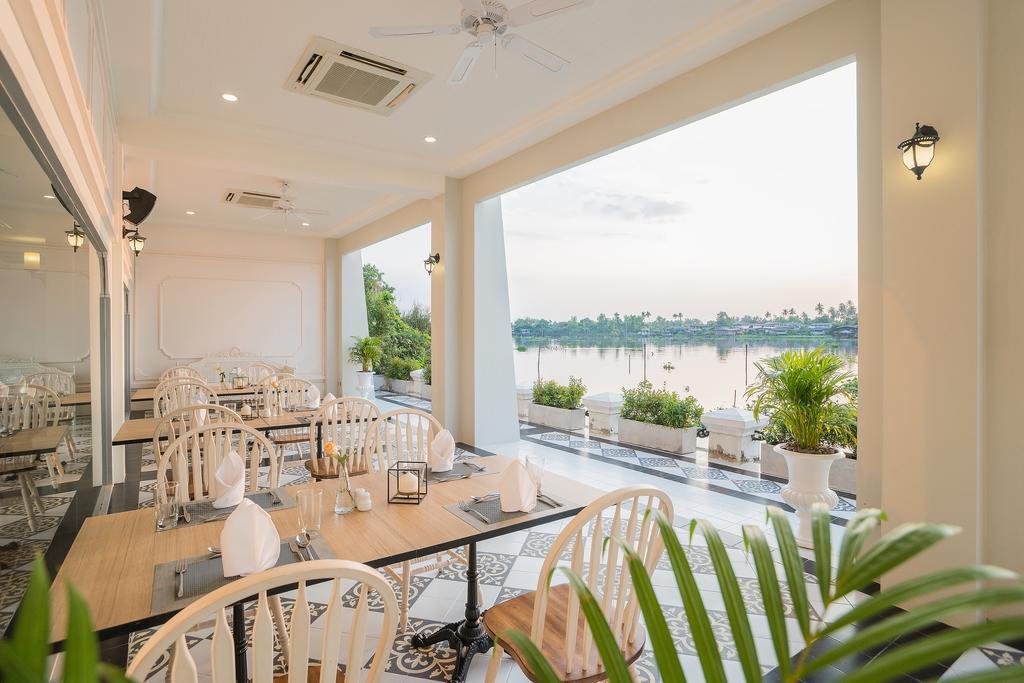 Kalanan Riverside Resort Nonthaburi Exterior foto